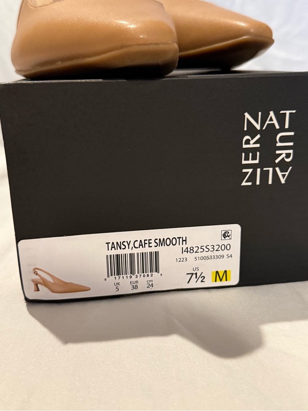 Naturalizer tansy cafe smooth buckle kitten
faux leather heels - Picture 8 of 8